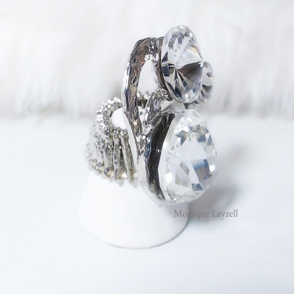 Silver tone Large Crystal free size Cocktail Ring - Picture 2 of 2